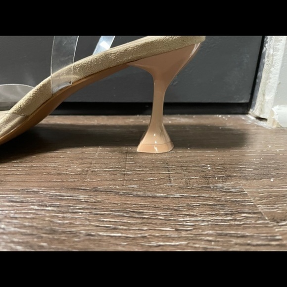 Pretty little thing pump - Picture 4 of 10